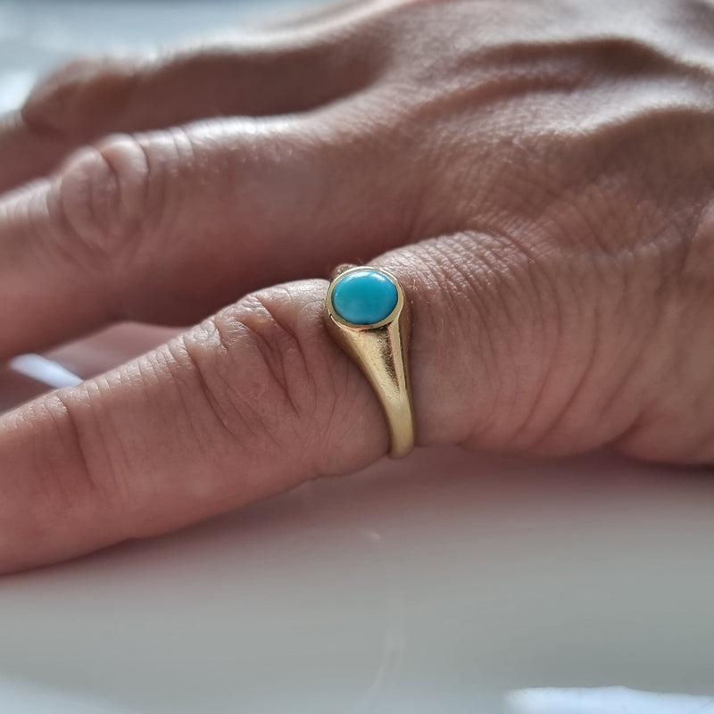 Turquoise Cabochon Lacy Ring – Written by Forest